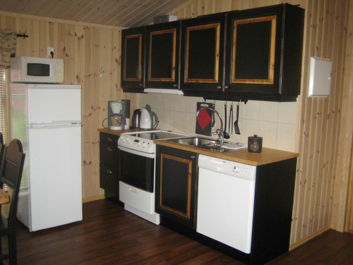 Roste Hyttetun Og Camping Os (Hedmark) Exterior foto